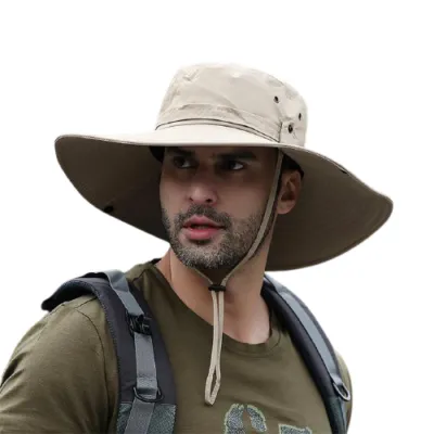 chapeau-de-brousse-homme-349 Muž v klobúku Bush