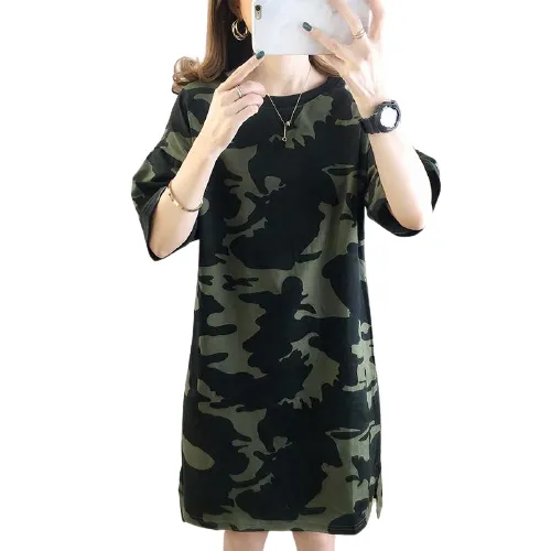 Dámske vojenské obleky